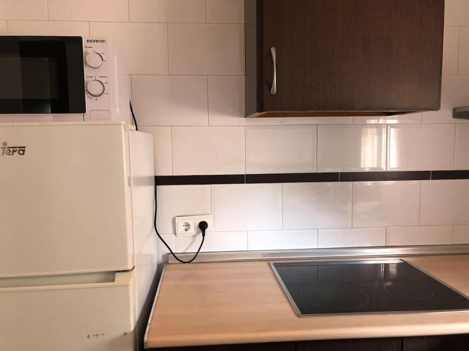 Apartamento En Primera Linea De Playa El Palo Málaga Exteriör bild